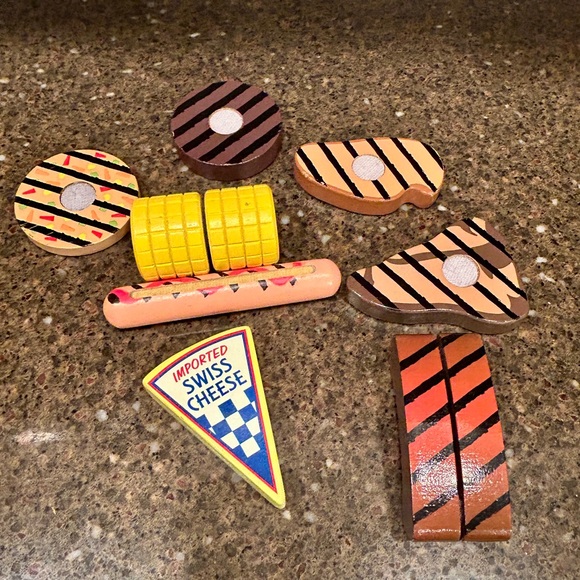 Melissa and Doug wooden play food - Picture 6 of 6